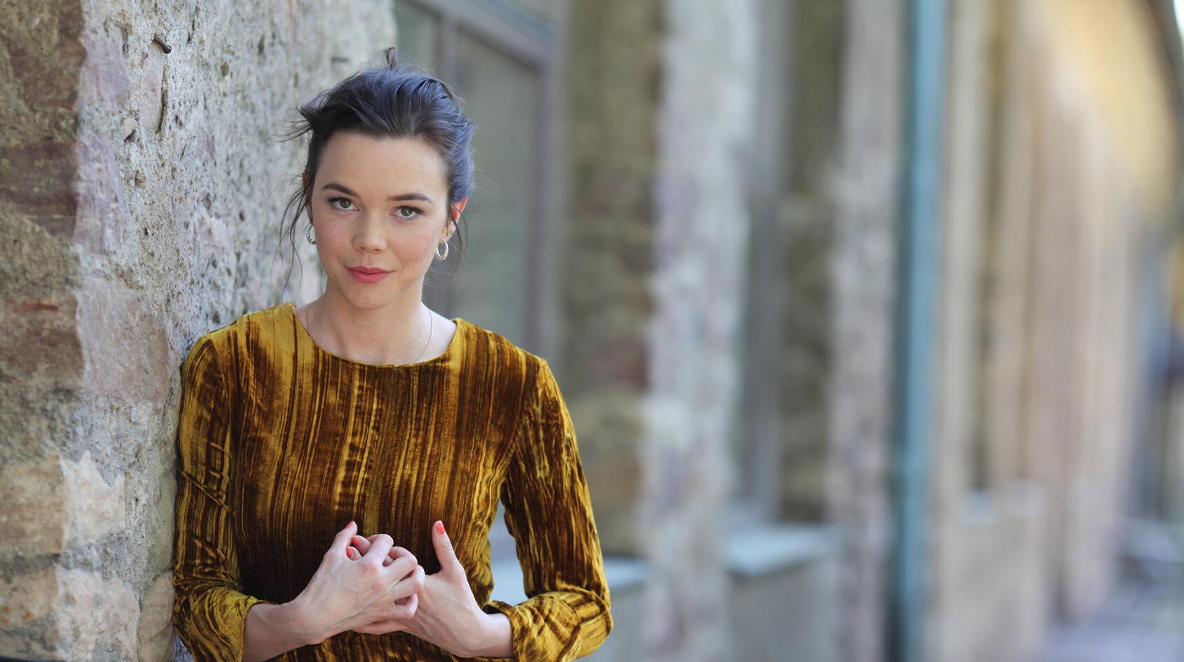 Hedda Stiernstedt “Det är fint att få åldras i en tvserie” Hemmets Journal Hedda Stiernstedt “Det är fint att få åldras i en tvserie” Hemmets Journal