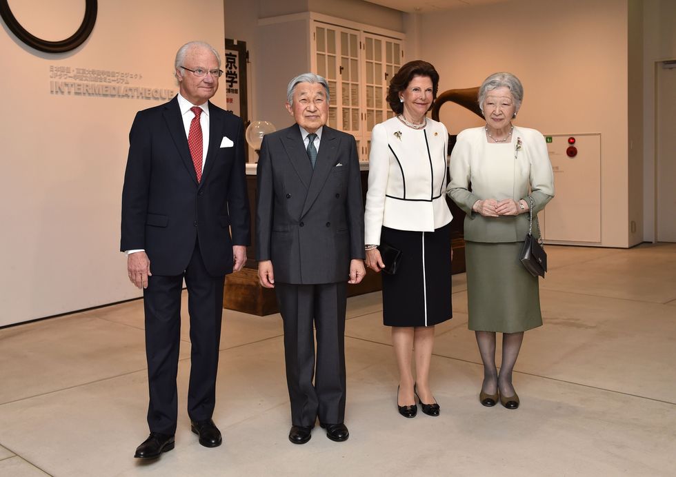 Följ med kungaparet till Japan