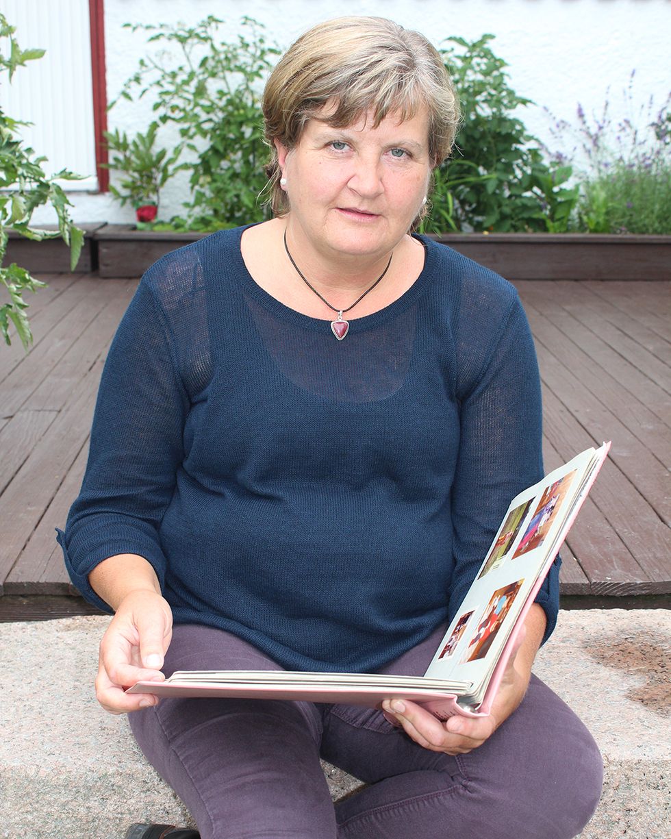 Karin lämnades ensam på sjukhus som barn: