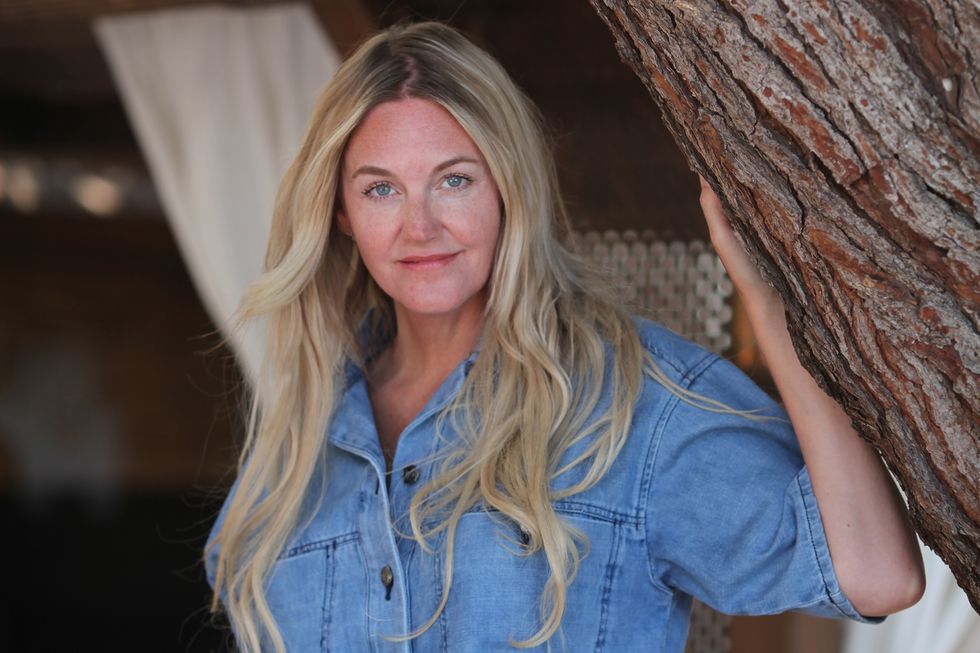 Karolina är bartendern som blev präst: