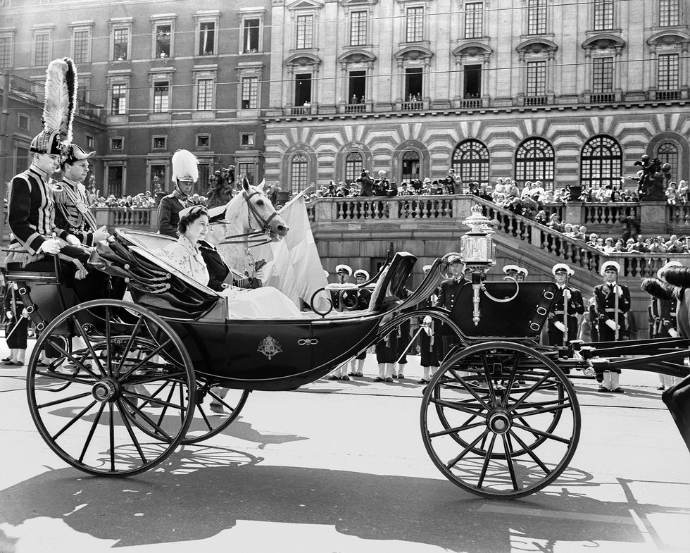 När drottning Elizabeth besökte Sverige – 12 historiska ögonblick